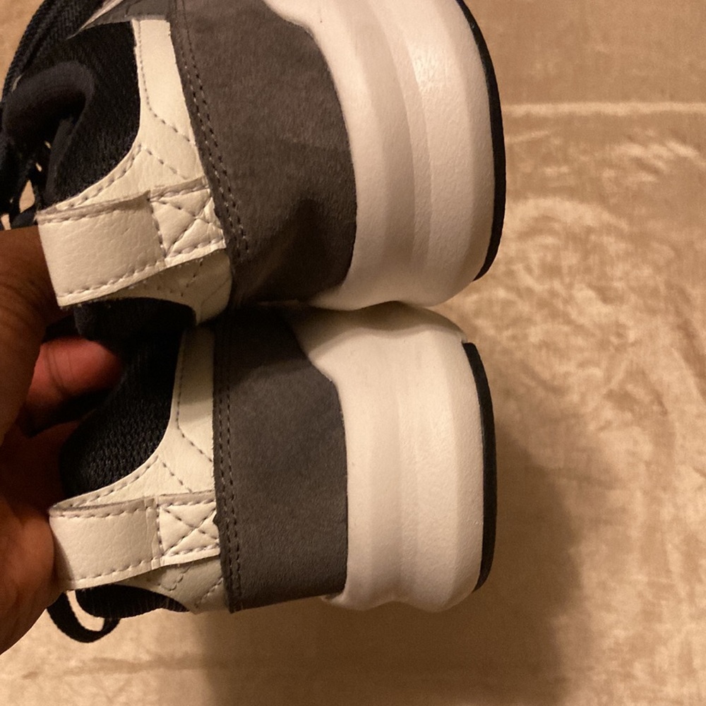 New Balance 009 - Picture 6 of 7